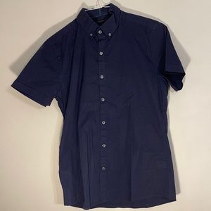 Short Sleeve Slim fit button down shirt